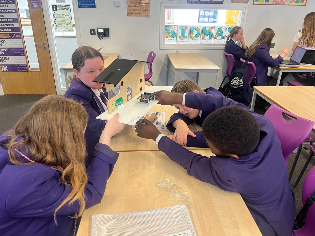 ebbwfawr's tweet photo. Year 7 got hands-on with sustainability in a brilliant STEM workshop on Sustainable Homes last Friday! Huge thanks to @EESWSTEMCymru for sparking eco-creativity and innovation! 💡 #STEMCymru #SustainableFuture #Year7Innovators https://t.co/2pf3CLRiOI