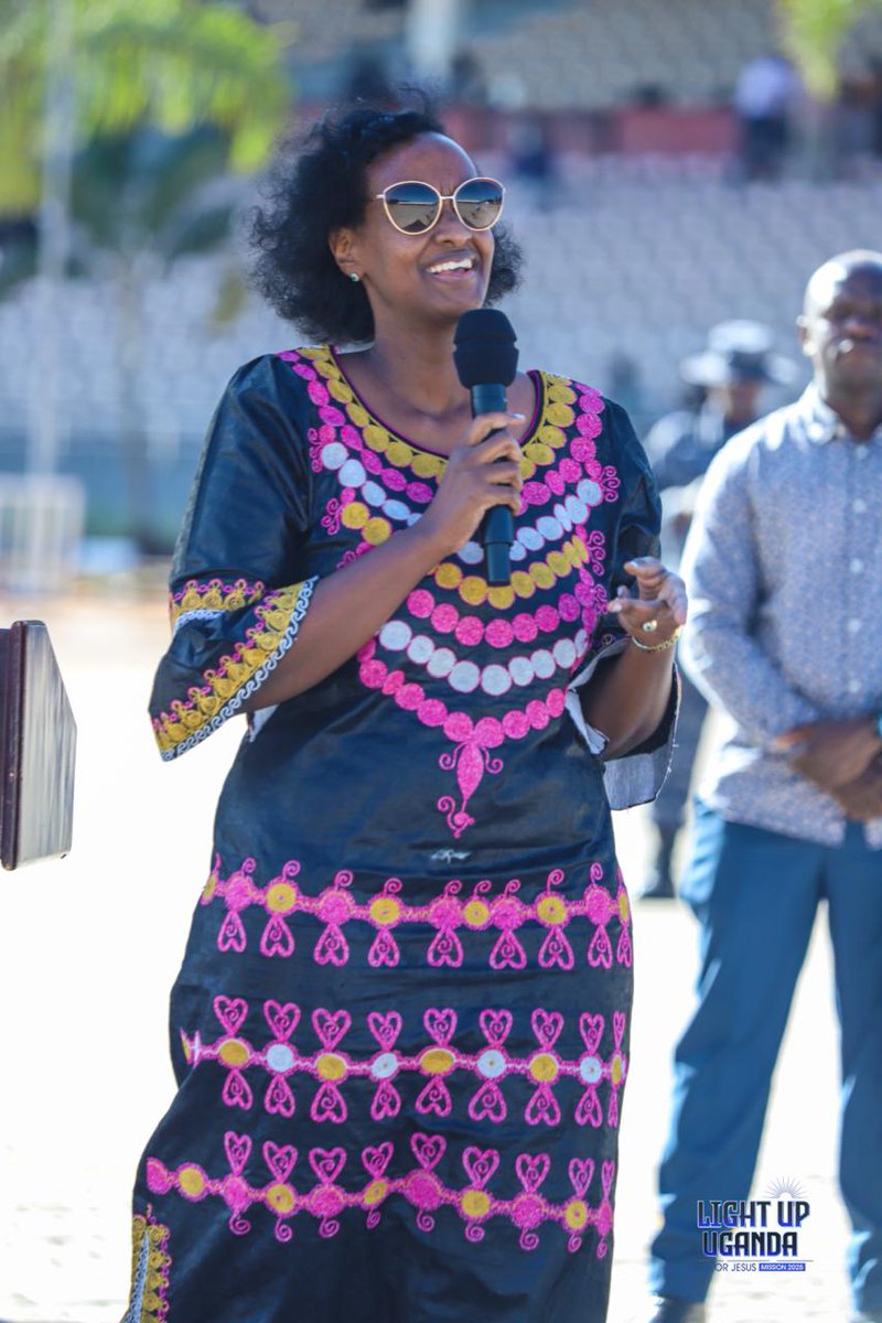 covenantnations's tweet photo. HAPPENING NOW: DAY 4 β LIGHT UP UGANDA FOR JESUS πΊπ¬
Day 3 was revival! And today we are believing on God to change more lives as our different Spiritual leaders and other guests speak to us today.
Day 4 is hereβand it's going higher! Come expectant, come hungry. https://t.co/ciAJu1p9dU
