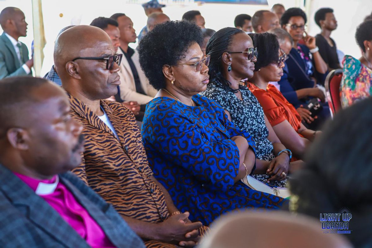 covenantnations's tweet photo. HAPPENING NOW: DAY 4 β LIGHT UP UGANDA FOR JESUS πΊπ¬
Day 3 was revival! And today we are believing on God to change more lives as our different Spiritual leaders and other guests speak to us today.
Day 4 is hereβand it's going higher! Come expectant, come hungry. https://t.co/ciAJu1p9dU