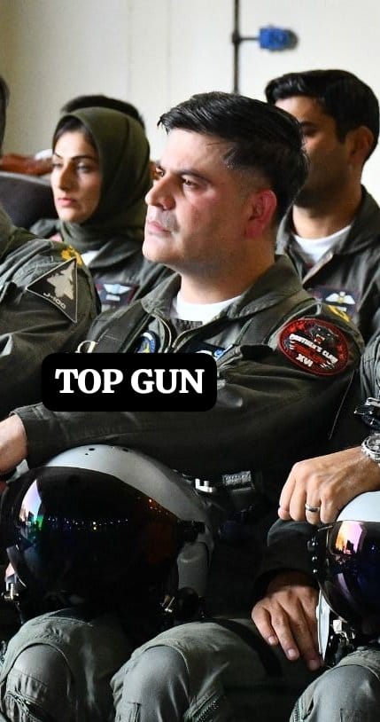 Jana_Shah's tweet photo. TOP GUN                      TOP DUNG https://t.co/U0lXTdVEAM