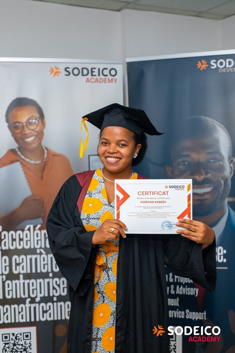 🎉 Ils étaient venus pour apprendre à parler… ils repartent avec la parole affirmée !
La formation Prise de parole en public s’est clôturée hier par la remise des certificats. 

Voir plus de photos : cutt.ly/XrcAD4dw
🌐 sodeico.academy

#Formation #SoftSkills