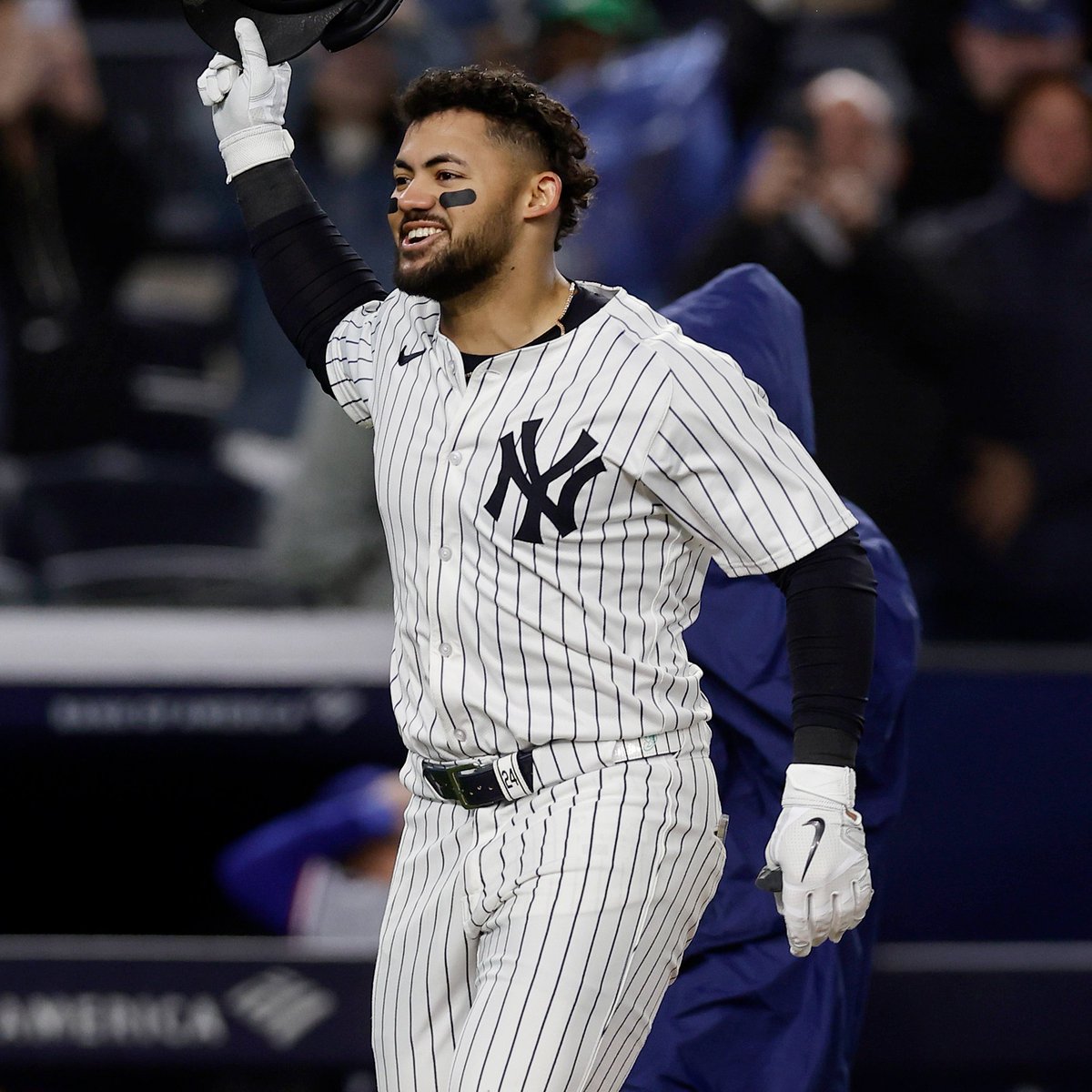 Since May 1, Jasson Domínguez has hit 3 homers in a game, homered from both sides of the plate in a game, hit a grand slam, AND hit a walk-off homer

He's the first player in MLB history to accomplish all of that in a single month 🤯

(h/t <a href="/OptaSTATS/">OptaSTATS</a>)