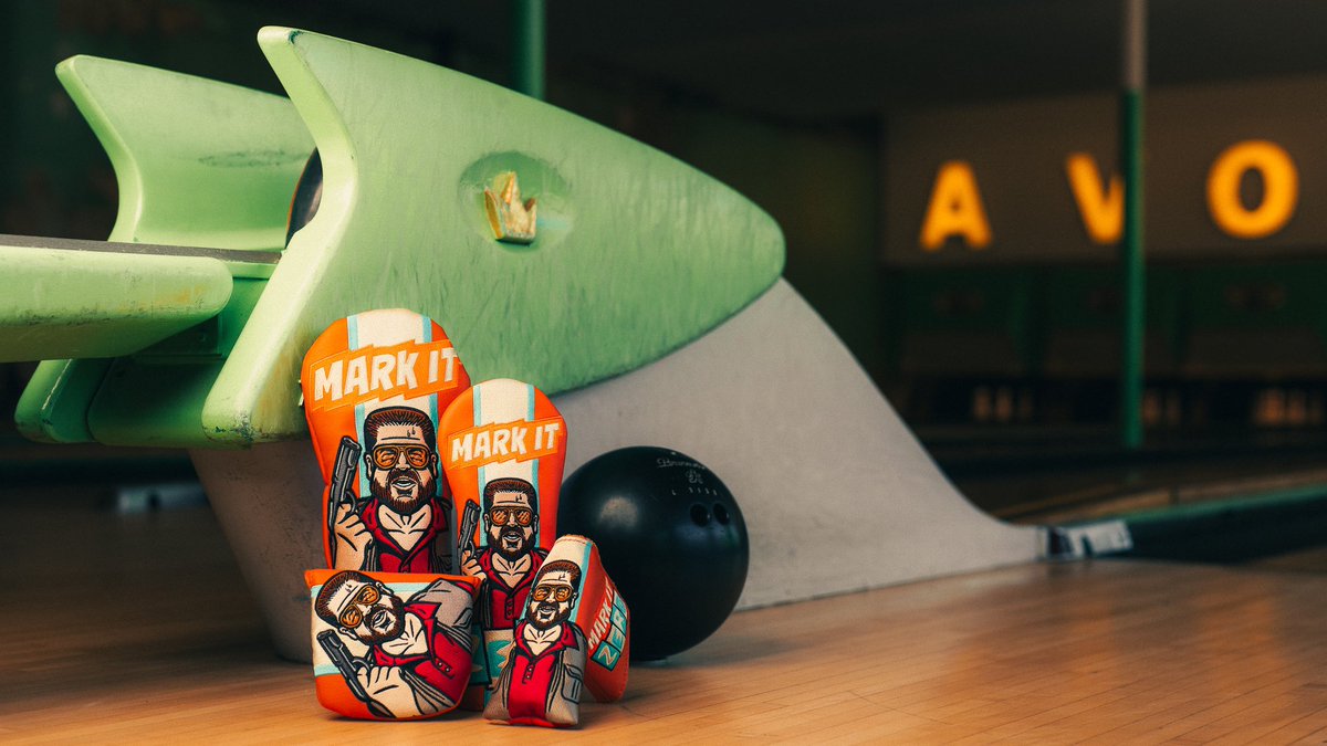 swaggolfco's tweet image. You&apos;re entering a world of pain if you&apos;re not on swaggolf.com at 1pm CDT today 💀

#biglebowski #overtheline #swaggolf #dontgiveaputt