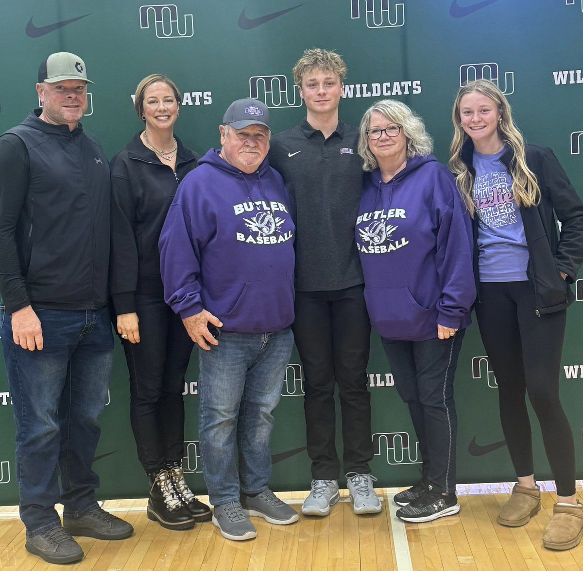 AbbyMH1's tweet image. Bittersweet wk as we close a significant chapter! HS BB has come to an end for @LandonHorst3 Thankful for @MWCatsBaseball for moments along the way. As 1 door closes, 1 opens! Landon will embark on his new journey @Buco_Baseball ready to embrace new opportunities and challenges!
