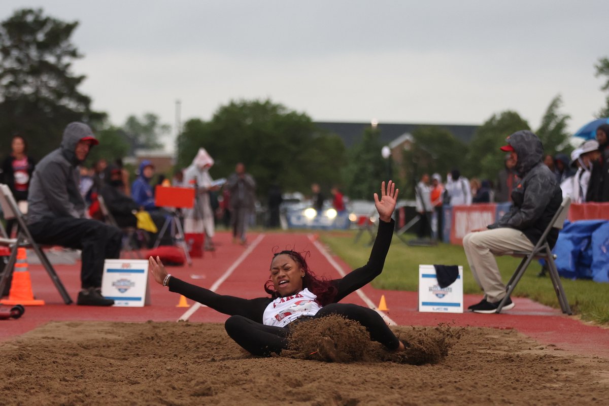 Park Pirates (@parkpirates) on Twitter photo W OUTDOOR T&F, These photos have #NAIATrack National Champion written all over them‼️ Congrats to Rosjai Curtis, the 2025 <a href="/NAIA/">NAIA</a> Long Jump Champion🤩
<a href="/pirates_tfxc/">Park Pirates T&F/XC</a>
📷 <a href="/IWUWildcats/">Indiana Wesleyan University Wildcats</a> W OUTDOOR T&F, These photos have #NAIATrack National Champion written all over them‼️ Congrats to Rosjai Curtis, the 2025 <a href="/NAIA/">NAIA</a> Long Jump Champion🤩
<a href="/pirates_tfxc/">Park Pirates T&F/XC</a>
📷 <a href="/IWUWildcats/">Indiana Wesleyan University Wildcats</a>