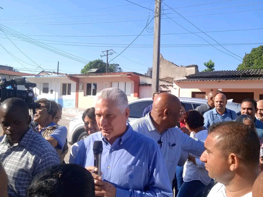 JCMgua1's tweet photo. El Primer Secretario del Comité Central del Partido Comunista de Cuba y Presidente de la República, Miguel Díaz-Canel Bermúdez amaneció este jueves en el municipio villaclareño de Manicaragua.
#jovenclubmanicaragua
#JovenClubInformatiza https://t.co/w1Moew7vAu