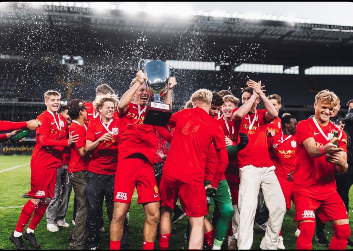 Vibes 🤙🏼#DanishCup #Champions