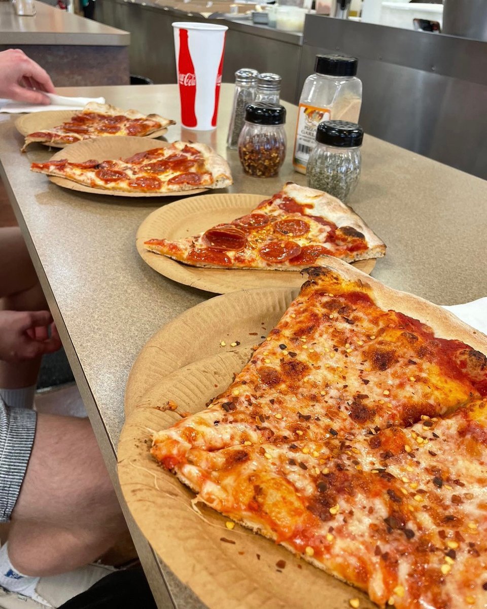 No Wildwood trip is complete without at least one slice of Sam’s Pizza. 😋🍕
ㅤ
MEMORIAL DAY WEEKEND HOURS:
🕗 Thursday: 10:30am - 8:00pm
🕚 Friday-Sunday: 10:30am - 11:00pm
🕘 Monday: 10:30am - 9:00pm

Hours are weather permitting and subject to change without notice.
