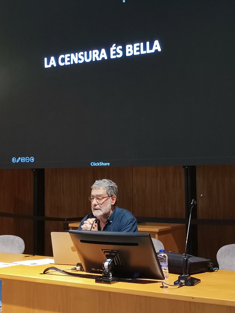 Joan Fontcuberta: "La censura pot ser bella? La resposta és no. La qüestió és que la imatge pot acabar estetitzant-la. És la tasca de l'artista fer-ho possible."