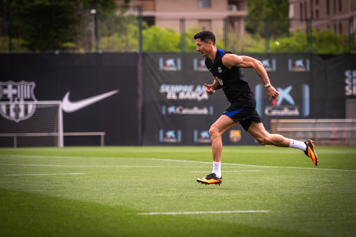 FC Barcelona tweet media