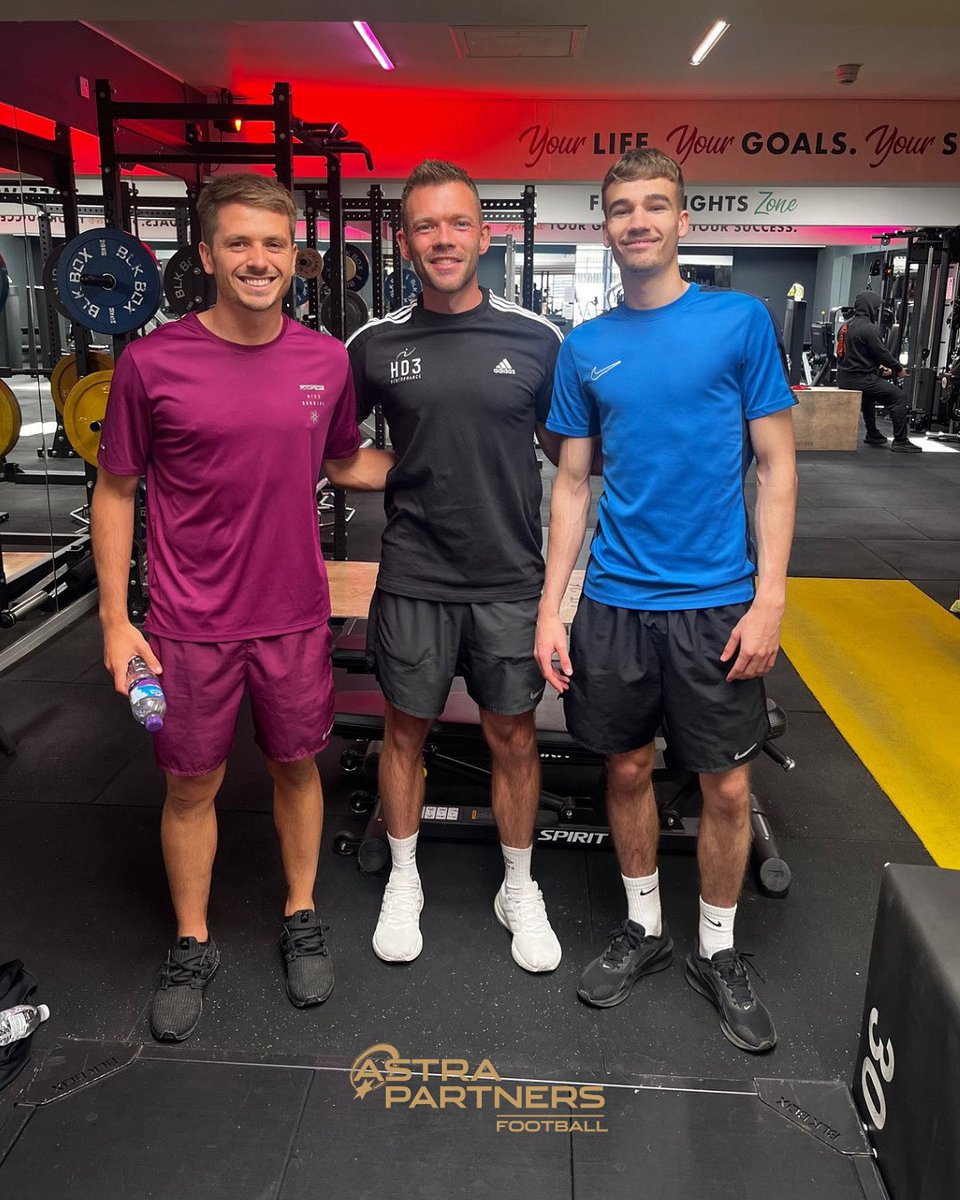 Astra Partners Football (@astrafootball) on Twitter photo Great to have <a href="/oligreaves99/">Oli Greaves</a> and Reece Johnson 🦉 down at HQ today working with our head of S&C.
Both lads worked tremendously hard today on their off season programmes. Well done fellas!!
<a href="/NewportCounty/">Newport County AFC</a> <a href="/swfc/">Sheffield Wednesday</a> Great to have <a href="/oligreaves99/">Oli Greaves</a> and Reece Johnson 🦉 down at HQ today working with our head of S&C.
Both lads worked tremendously hard today on their off season programmes. Well done fellas!!
<a href="/NewportCounty/">Newport County AFC</a> <a href="/swfc/">Sheffield Wednesday</a>