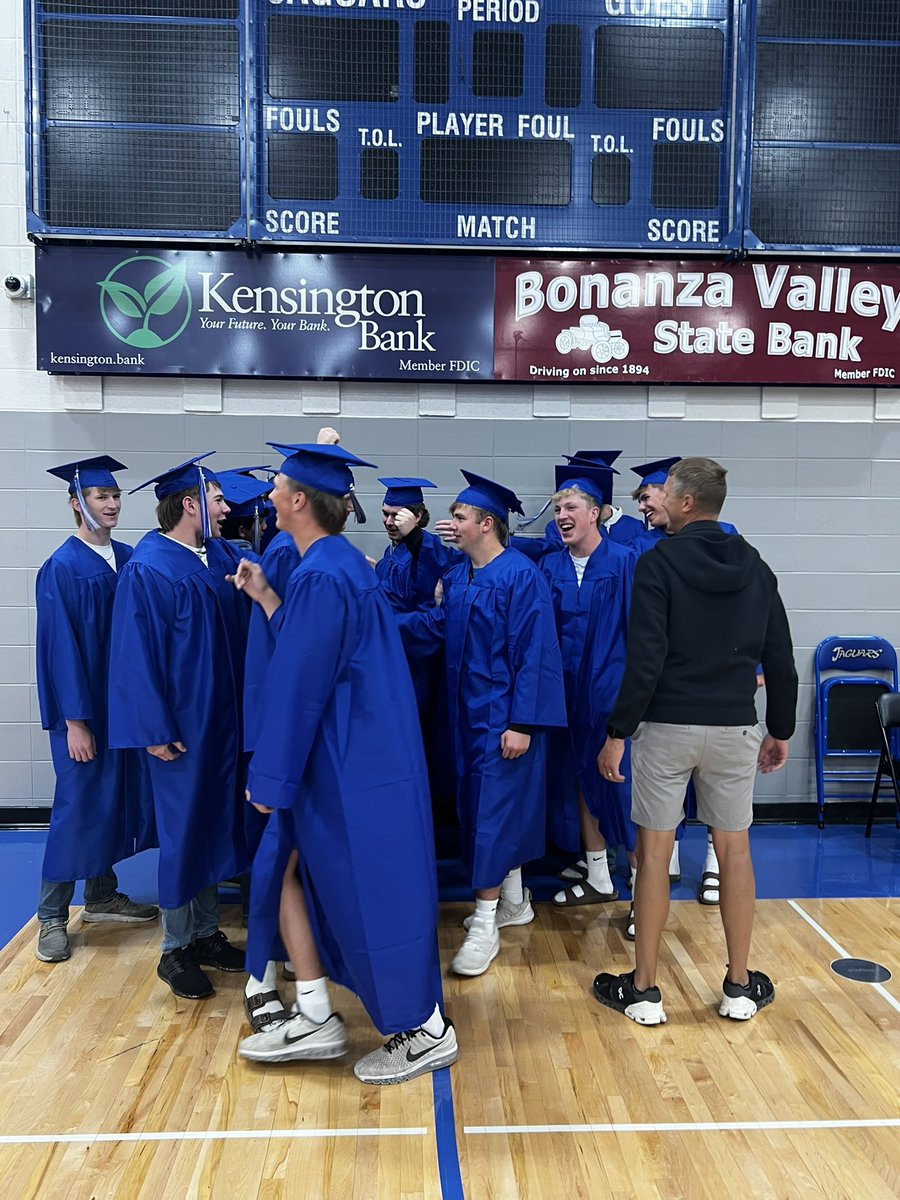 Seeing our senior football players in their caps and gowns hits different. What a great, talented group—full of hard work, heart, and dedication. You’ve left your mark on our program and we’ll miss you big time. Go chase greatness—you’re ready. #FinalHuddle #SeniorStrong