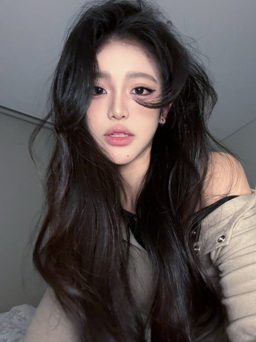 Hi it's me https://t.co/qzrPisfQ8i