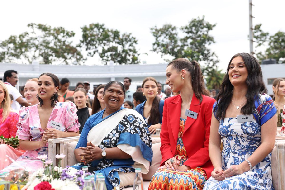 TravelTelangana's tweet photo. Hands that create, hearts that celebrate! 💫 Miss World 2025 contestants immersed in Telangana’s soul at Shilparamam—crafting, connecting, and celebrating tradition with purpose. 🌾🎨

#MissWorld2025 #TelanganaZarurAana #BeautyWithPurpose #Shilparamam #WomenEmpowerment https://t.co/BkJB3rmFEv