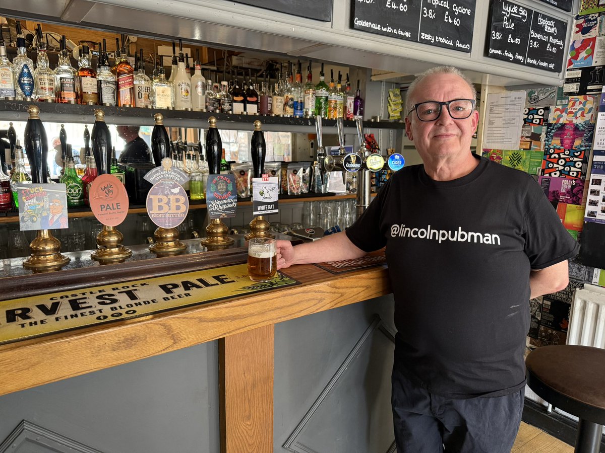 Lincoln Pub Man (@lincolnpubman) on Twitter photo Quick snifter <a href="/goldeneagle001/">GoldenEagleLincoln</a>
Before heading to <a href="/Lincoln_CAMRA/">Lincoln CAMRA</a> Beer festival <a href="/southsidelincs/">Southside Lincoln</a>
Call in in on your way there / home
#Hoptastic Quick snifter <a href="/goldeneagle001/">GoldenEagleLincoln</a>
Before heading to <a href="/Lincoln_CAMRA/">Lincoln CAMRA</a> Beer festival <a href="/southsidelincs/">Southside Lincoln</a>
Call in in on your way there / home
#Hoptastic