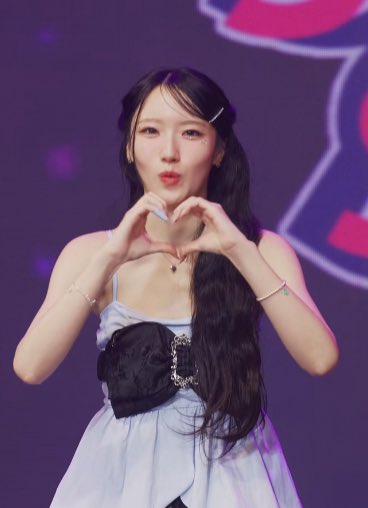 moanaarchive's tweet photo. Moana won her 1v1 stage with over 3,000 votes and extra points from the judge panel! #YamauchiMoana #모아나 #야마우치모아나 #山内若杏名 #StellarSugar https://t.co/zmjfUWqOHP