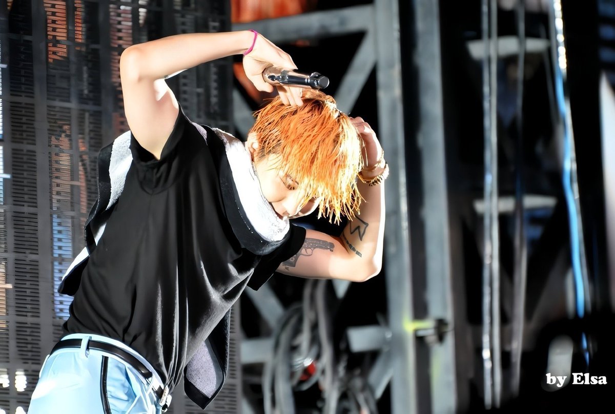 하트인데 강아디 귀 해준거 같음 ㅠㅠ
🫳🫳🫳🐶🐶