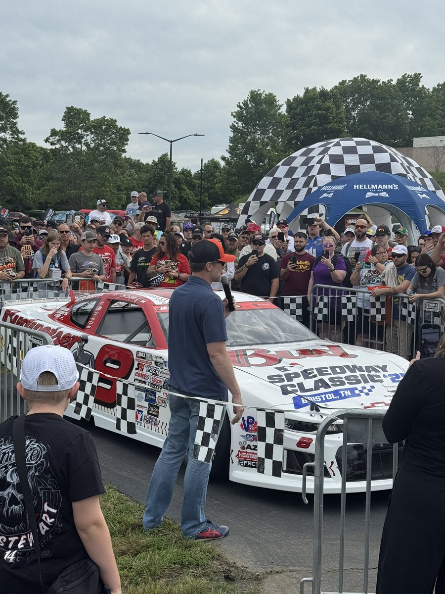 SEM Products (@semproducts) on Twitter photo If you’re in the Mooresville area, stop by <a href="/JRMotorsports/">JR Motorsports</a> #FanDay and visit the SEM booth! Great event! If you’re in the Mooresville area, stop by <a href="/JRMotorsports/">JR Motorsports</a> #FanDay and visit the SEM booth! Great event!