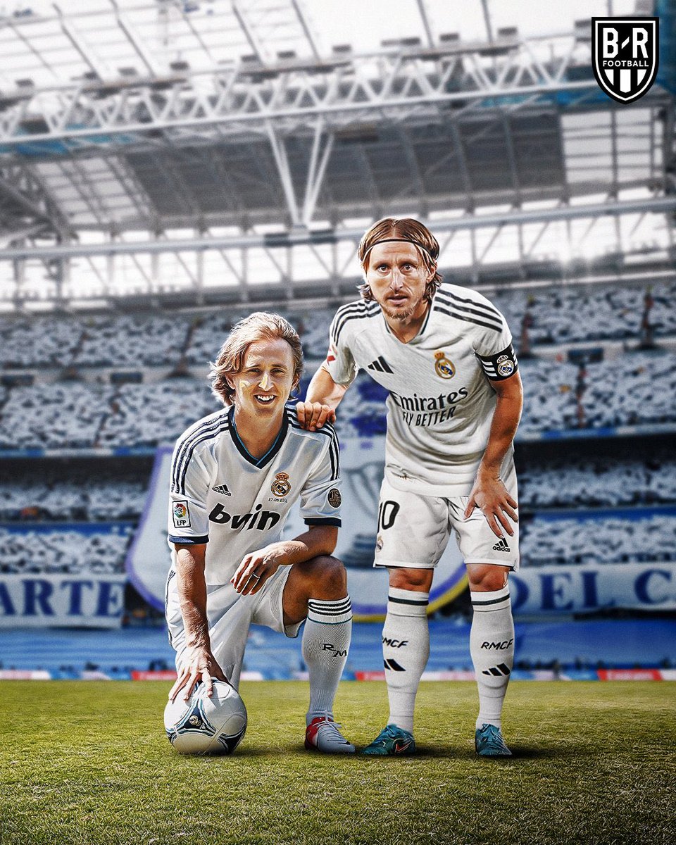 بكيتُ وهل بكاءُ القلبِ يجدي ؟ 
فِراق أحبّتي وحنينُ وجدي 
فما معنى الحياةَ إذا افترقنا 
وهل يُجدي النحيب فلستُ أدري 
فلا التّذكار يرحمني فأنسى 
ولا الأشواقُ تتركني لنومي