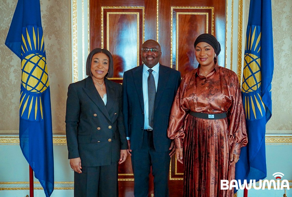 Dr. Mahamudu Bawumia (@mbawumia) on Twitter photo Yesterday, <a href="/SBawumia/">Samira Bawumia</a> and I visited <a href="/commonwealthsec/">The Commonwealth</a> Secretary General and former Foreign Minister of Ghana, Shirley Ayorkor Boatcwey (<a href="/SGCommonwealth/">Shirley Ayorkor Botchwey</a>) Malborough house.
It has been eight solid years of dedicated service to the people of Ghana and the world, and I have no doubt Yesterday, <a href="/SBawumia/">Samira Bawumia</a> and I visited <a href="/commonwealthsec/">The Commonwealth</a> Secretary General and former Foreign Minister of Ghana, Shirley Ayorkor Boatcwey (<a href="/SGCommonwealth/">Shirley Ayorkor Botchwey</a>) Malborough house.
It has been eight solid years of dedicated service to the people of Ghana and the world, and I have no doubt