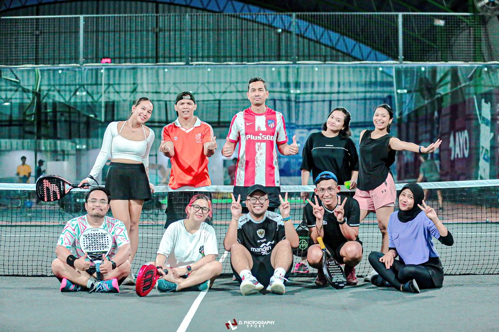 Herwin Sinaga (@herwinnaga8) on Twitter photo Minggu Mini Soccer, Senin Football dan Selasa Padel, encok 😂
NN PADEL
🗓 Selasa 13 Mei 2025
📍 Wins Arena Kuningan
#HS8 <a href="/nurissaanindya/">Nurissa Anindya</a> <a href="/bimasaid/">Bima Prameswara Said</a> #NewNormalFC #Padel Minggu Mini Soccer, Senin Football dan Selasa Padel, encok 😂
NN PADEL
🗓 Selasa 13 Mei 2025
📍 Wins Arena Kuningan
#HS8 <a href="/nurissaanindya/">Nurissa Anindya</a> <a href="/bimasaid/">Bima Prameswara Said</a> #NewNormalFC #Padel
