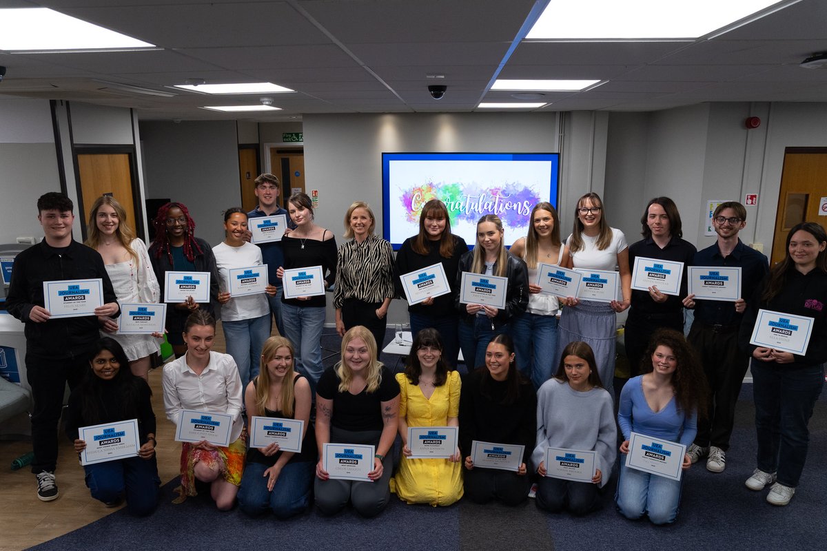 Journalists of the future! Proud to be asked to present awards to some very talented students today. ⁦I’m sure I’ll be working with some of them in the future…<a href="/UEA_journalism/">UEA Journalism</a>⁩ ⁦<a href="/uniofeastanglia/">UEA</a>⁩