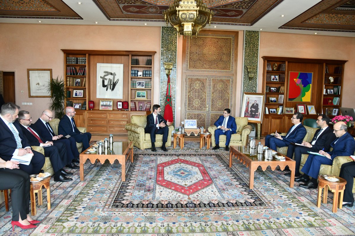 🇲🇦🇸🇰M. Nasser Bourita s'est entretenu, ce jour à Rabat, avec son homologue slovaque, M. Juraj Blanár, qui a indiqué que la République slovaque reconnaît l’Initiative marocaine d’autonomie "comme base pour une solution définitive, sous l’égide des Nations Unies"