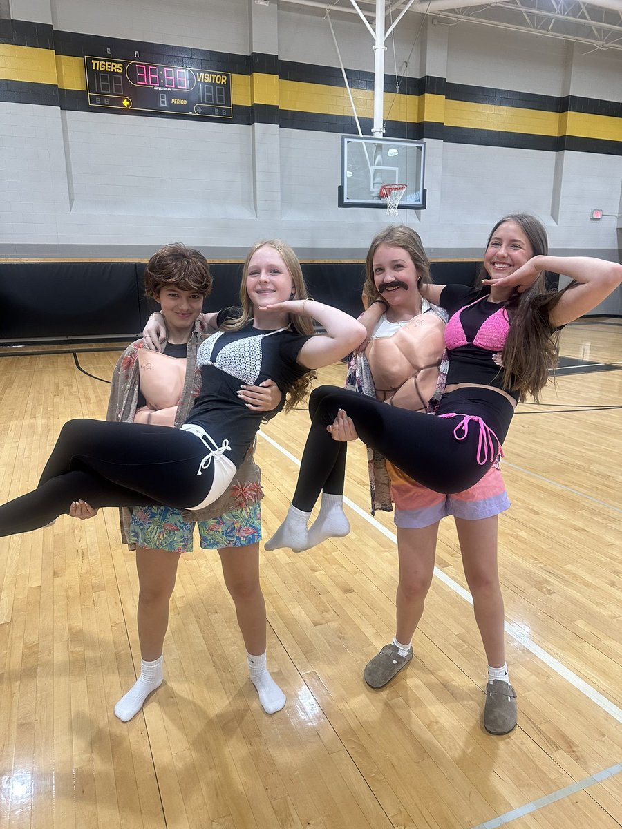 Having a blast Dancing The Year Away in Athletics! #WeNotMe #HamFam