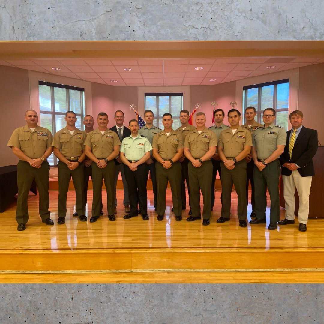CDET_DEP's tweet image. CDET Camp Lejeune held the Blended Seminar Program Graduation for CSC Class 504 and MARSOC EWS Class 524. The 37 officers represented the Marine Corps, Canadian Army, and Norwegian Armed Forces. Well done on your dedication to continued education!

@CanadianArmy @MARSOCofficial