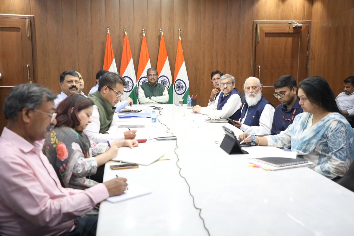 Dharmendra Pradhan (@dpradhanbjp) on Twitter photo Together with Directors of <a href="/IITKanpur/">IIT Kanpur</a>, <a href="/iitmadras/">IIT Madras</a>, <a href="/iitbombay/">IIT Bombay</a> and <a href="/iiscbangalore/">IISc Bangalore</a> held a virtual meeting with the delegation of <a href="/MIT/">Massachusetts Institute of Technology (MIT)</a> led by Prof. Anantha Chandrakasan, Dean <a href="/MITEngineering/">MIT School of Engineering</a> to explore opportunities for collaborations in AI, research, innovation, entrepreneurship, Together with Directors of <a href="/IITKanpur/">IIT Kanpur</a>, <a href="/iitmadras/">IIT Madras</a>, <a href="/iitbombay/">IIT Bombay</a> and <a href="/iiscbangalore/">IISc Bangalore</a> held a virtual meeting with the delegation of <a href="/MIT/">Massachusetts Institute of Technology (MIT)</a> led by Prof. Anantha Chandrakasan, Dean <a href="/MITEngineering/">MIT School of Engineering</a> to explore opportunities for collaborations in AI, research, innovation, entrepreneurship,