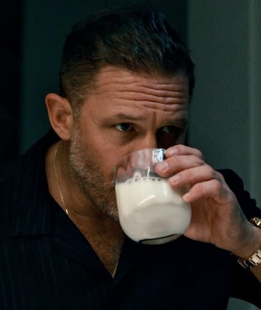 Hardydoingstuff's tweet image. drink your milk