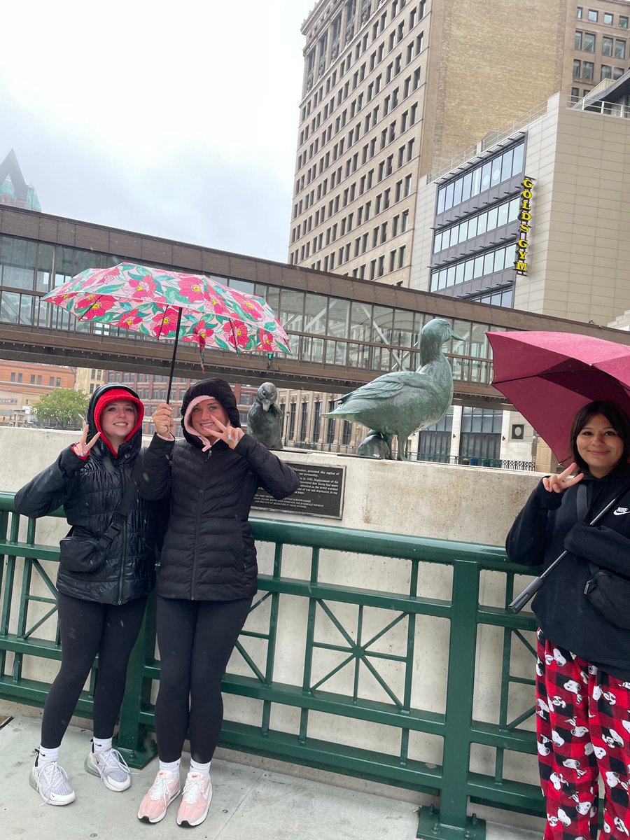 Rho Kappa members enjoyed an educational, historic tour of Milwaukee's Riverwalk. Students braved the rainy weather while learning about Milwaukee's history, architecture and culture. #hustlinhawks #hawksflyhigh #rhokappa #mke