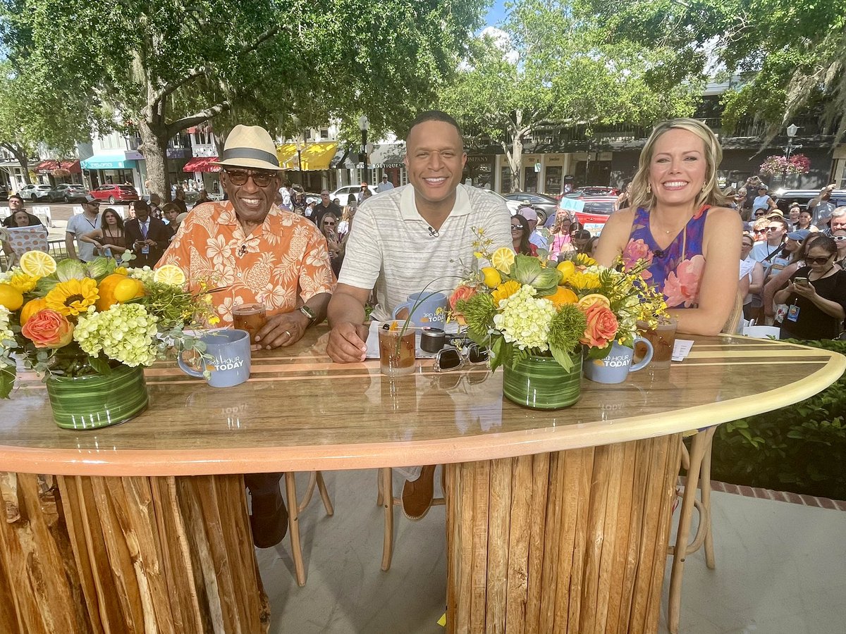 Craig Melvin tweet media
