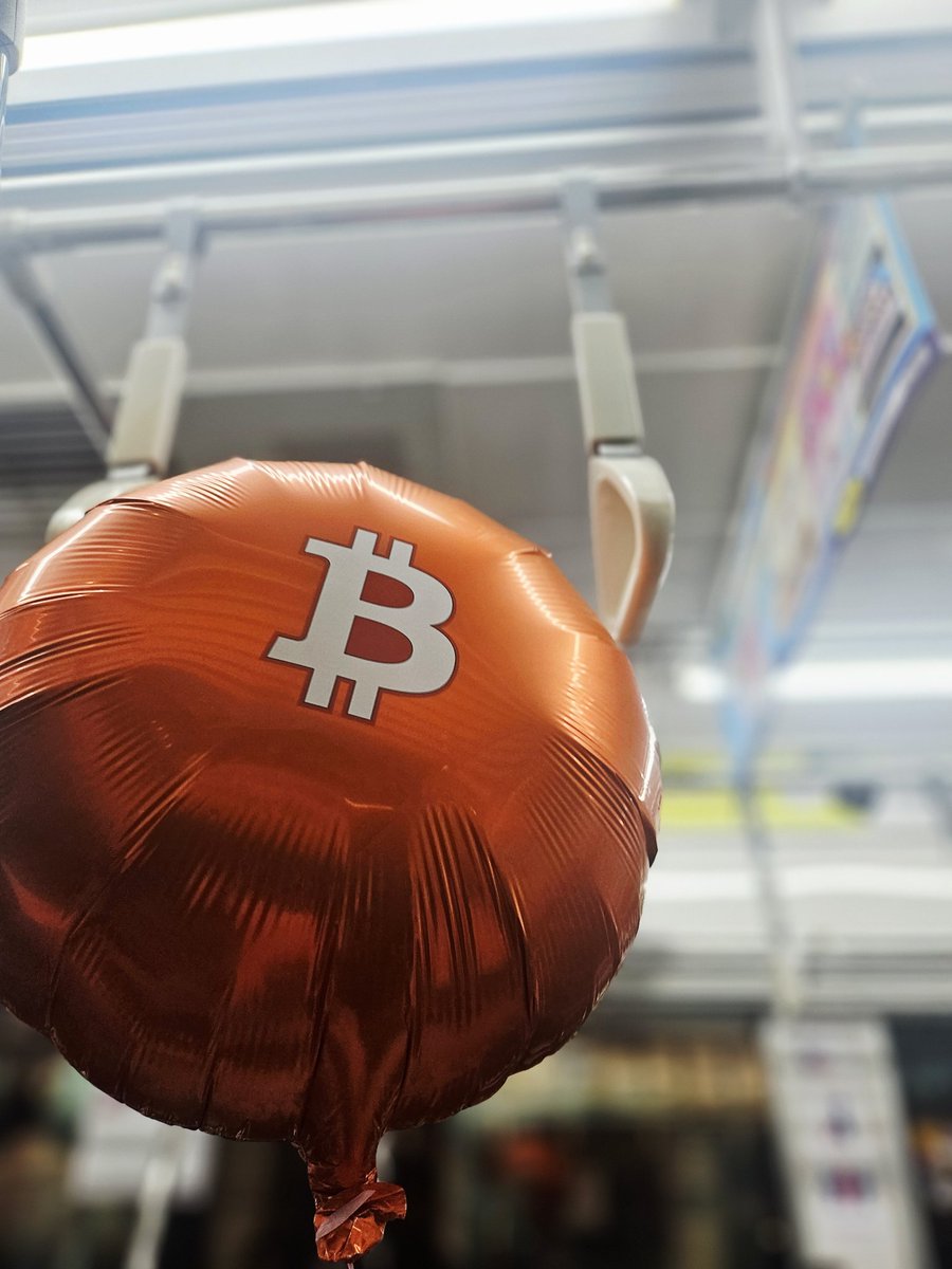 🍕 <a href="/TYO_BitcoinBase/">Tokyo Bitcoin Base</a>の #Bitcoin ピザパーティにお邪魔してきました。Ethereumの馬！って石投げられるかと思ったら全然そんなことなかった。初心者さんからMaxiまで、また家族連れにも優しい空間にしていくとのことで今後も楽しみです☺️