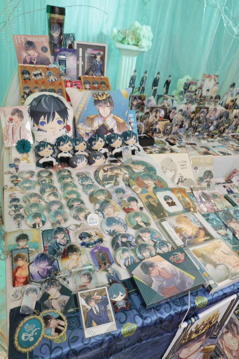 Arthur_shrine22's tweet photo. Happy birthday Arthur !
5th year celebrating with you and i still love you sooo muchhhh.
More Bday Altar photos :
https://t.co/qXrjSwaFJV
#IkemenVampire
#ikevamp
#ikevampbday https://t.co/TDdHDt1O7R