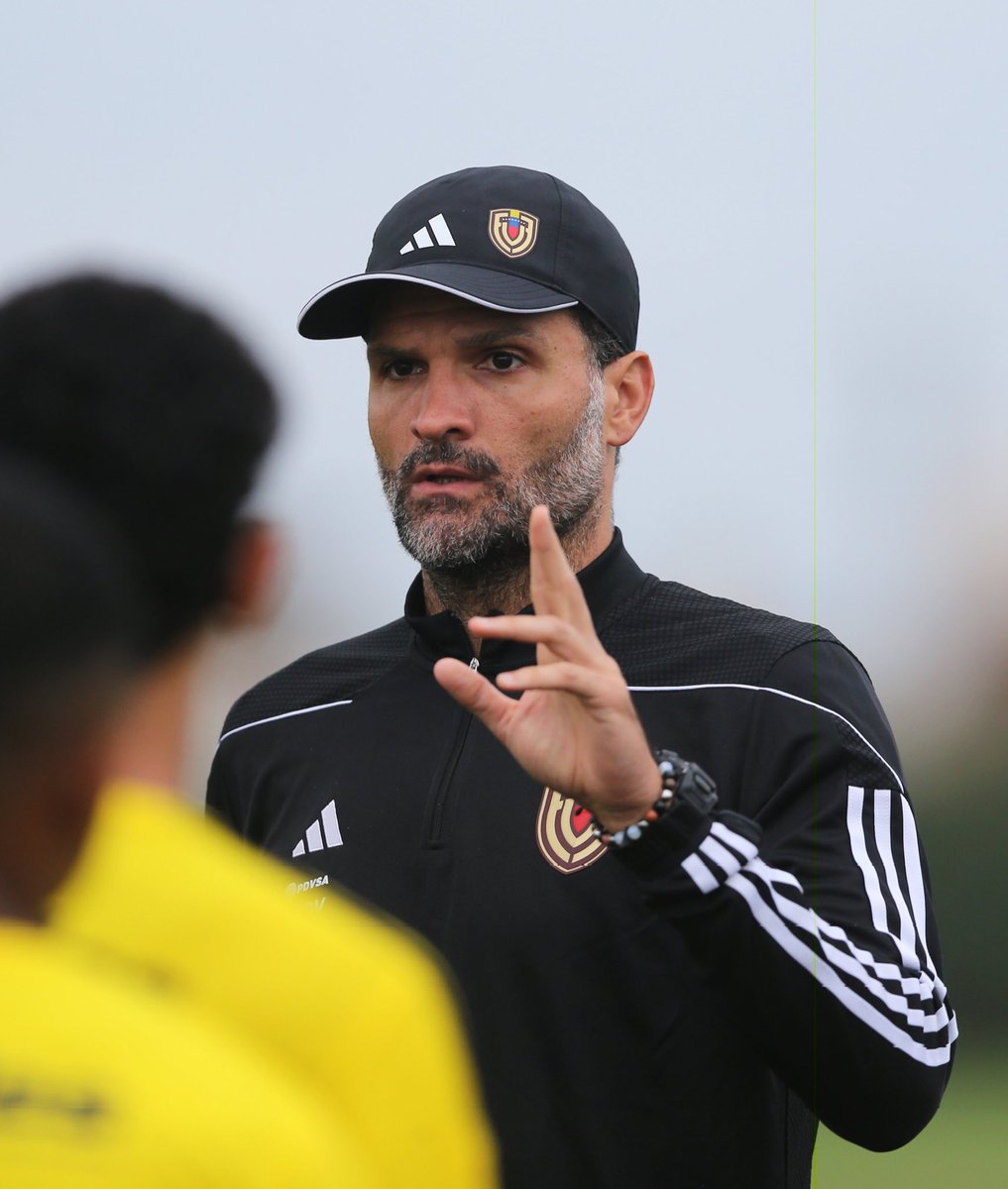 Oswaldo Vizcarrondo será el nuevo entrenador de La Vinotinto Sub-20. 🇻🇪