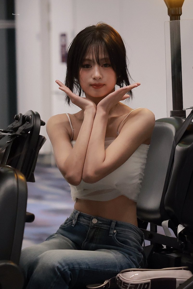 more_ahyeon's tweet photo. 250522 HKG

#BABYMONSTER #베이비몬스터 #아현 #Ahyeon https://t.co/a1mjJaowIl