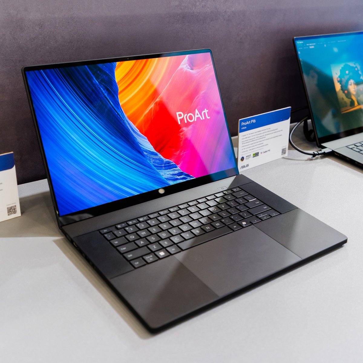 ASUS's tweet image. Unveiling the power of creation at #COMPUTEX2025 🎬💥
Meet the upgraded ProArt P16 #Copilotpcs — now equipped with up to NVIDIA® GeForce RTX™ 5070 Laptop GPU for next-level performance.💪

#ASUS #ProArt #ProArtP16 #NVIDIA #RTX5070 #Laptop #CreatorLaptop #COMPUTEX