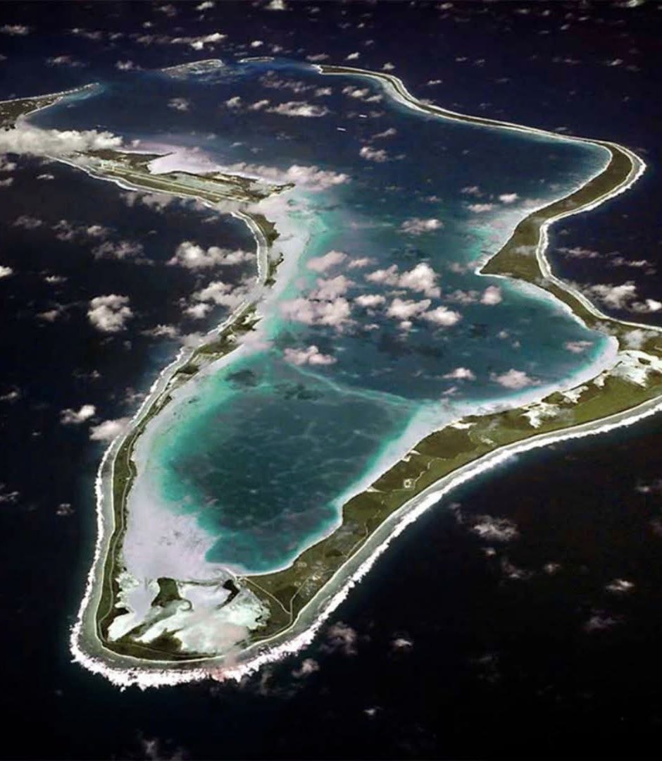 Le deal Chagos est acté officiellement 

Le Pm Navin Ramgoolam « Le gouvernement britannique reconnaît la souveraineté de Maurice sur l’ensemble de l’archipel des Chagos, y compris Diego Garcia. C’est une grande victoire pour nous et pour la nation mauricienne. » 🇲🇺