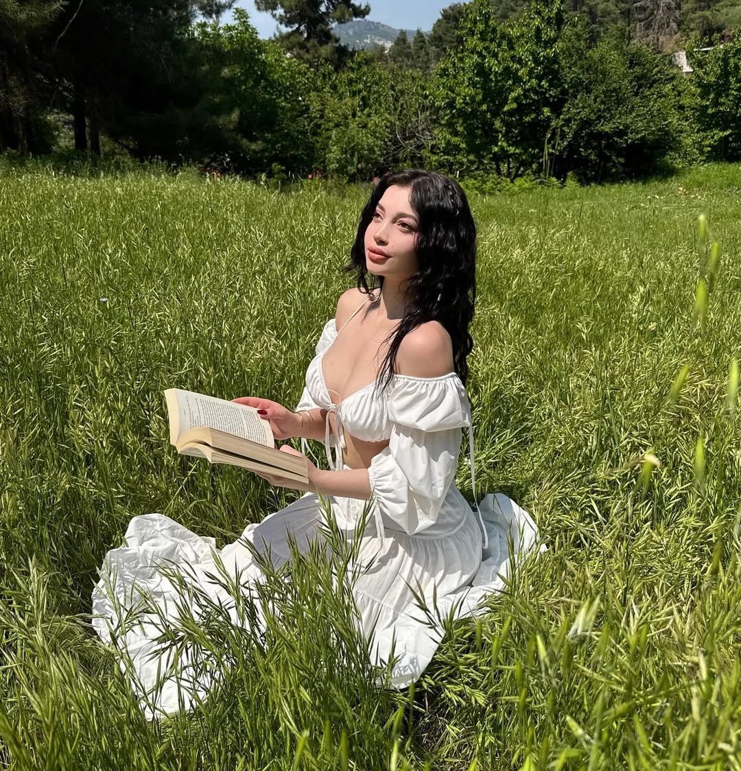 Yeryüzünde bir melek 🤍😍
#NihleKopan <a href="/nihlekopan/">nihlekopan</a>