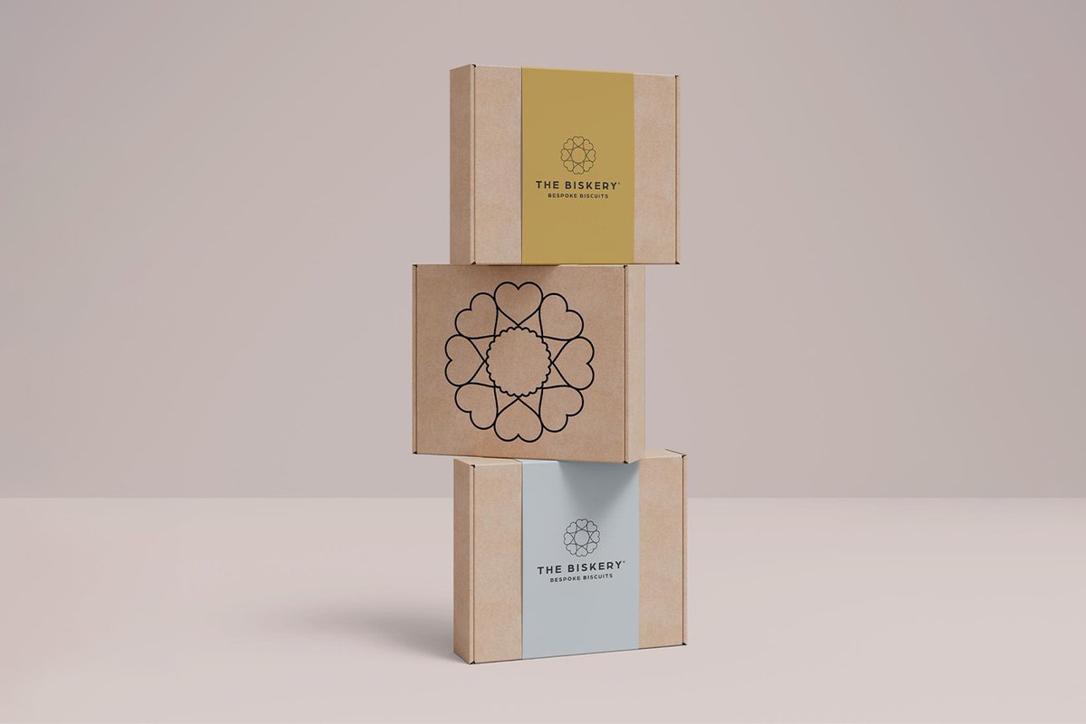 Another example of how you can use our Box #Mockups Pack to present your work. Project design by behance.net/ALLGOODagency
-
Download Mockup at: mrmockup.com/product/box-mo…
-