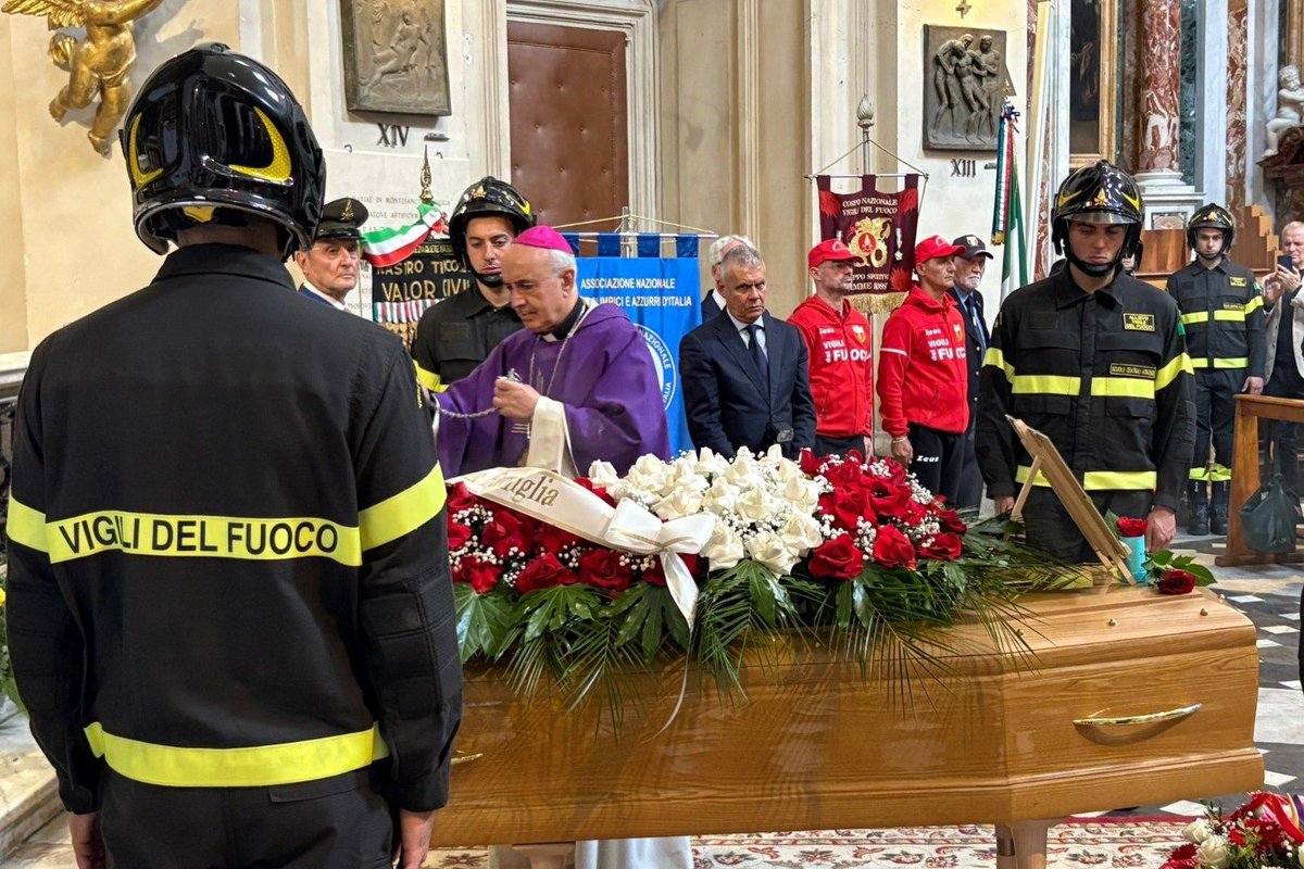 Nino Benvenuti non era solo grande campione, era amico vero, presenza costante, sincera. Lo conosco da 30 anni, forse un po’ meno, ma secondi con persone così grandi non si scandiscono con una campana. 
Esequie Roma, Chiesa Artisti.
[...] leggi tutto 👉 bit.ly/3F31t6s