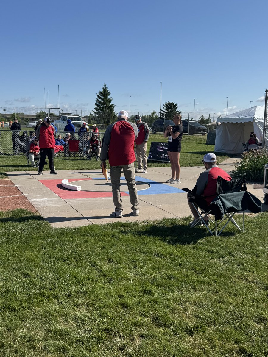ShawnBlevins2's tweet photo. Super proud of this kid!  @Caliah_leege represents Gretna East well at the state track meet as one of the elite throwers in the state!  Great job Cali!  @GriffinsTrack https://t.co/fJGKMij4Hn