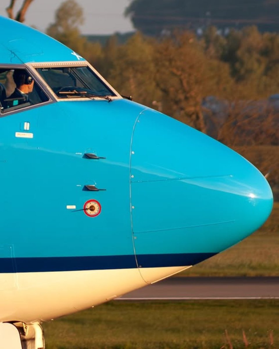 Can you identify this airline from just the nose? 🤔

Hint: They're the first step to connections across the globe!

📸: jsm.aviation