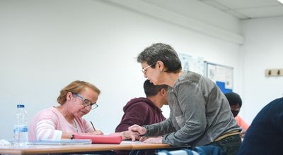 Publicació de “Les EMPA de la societat del segle XXI”, un relat col·lectiu 

La Xarxa d’Escoles Municipals de Persones Adultes (XEMPA) presenta el document elaborat per la pedagoga Carme Martínez-Roca que recull la visió compartida sobre el present i futur de les escoles