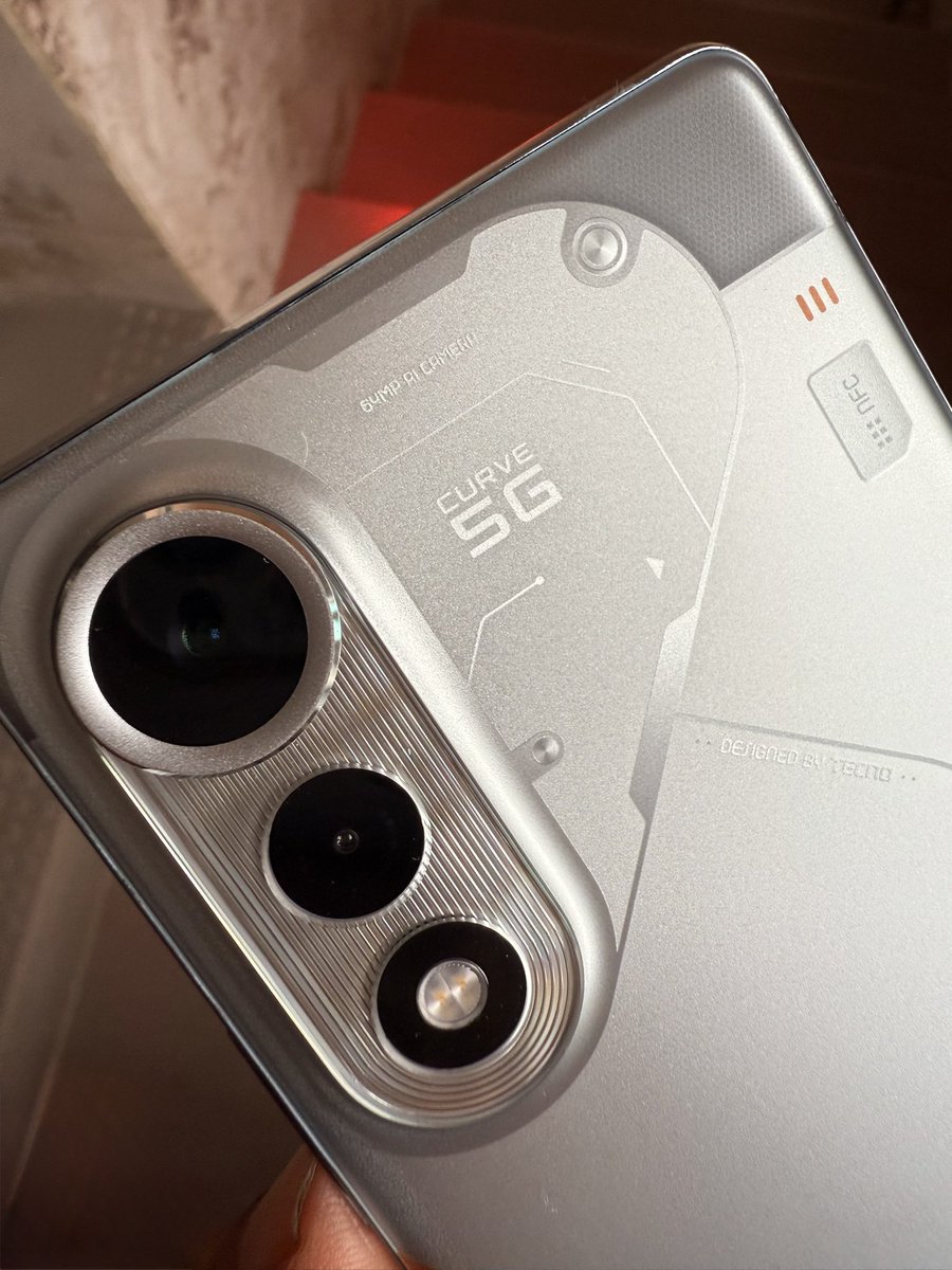 #TECNOPOVACurve5G First look 🔥
Stay tuned!!
<a href="/tecnomobile/">tecnomobile</a>