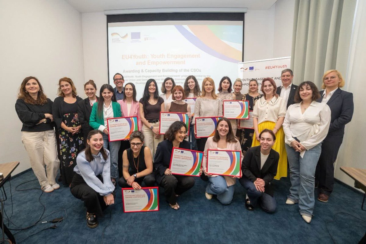 "EU is pleased how EU4Youth drives change, empowering civil society &amp; youth. We are committed to 🇬🇪's youth &amp; their EU path &amp; we will continue our support"- said Nicholas Cendrowicz, EU Head of Cooperation at EU4Youth Capacity Building &amp; Award Ceremony: bit.ly/3SbRiPQ