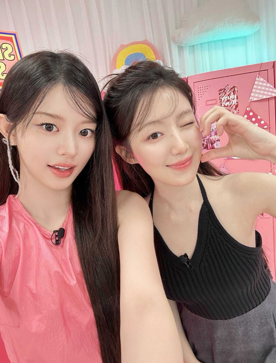 shuhuapicz's tweet photo. SHUHUA AND MINJU https://t.co/gd8QiXSldk