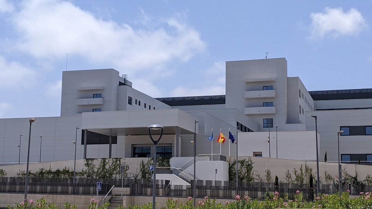 🔴El nuevo Hospital Universitario de Melilla abrirá sus puertas el próximo lunes 26 de mayo.

Las primeras Consultas Externas operativas en el HUME son las de Educación Diabetológica, Reumatología y Alergología. 

<a href="/INGESAnidad/">INGESA</a>