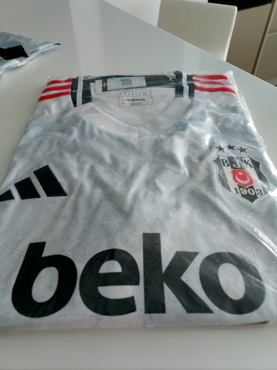 Hediye Forma Beden Farklı Olmakla Beraber Elime Ulaştı. Teşekkürler <a href="/Besiktas/">Beşiktaş JK</a> <a href="/viaportkyi/">Viaport Kartal Yuvası İletişim</a> <a href="/viaporttkrtlyvs/">Viaport Kartal Yuvası</a>